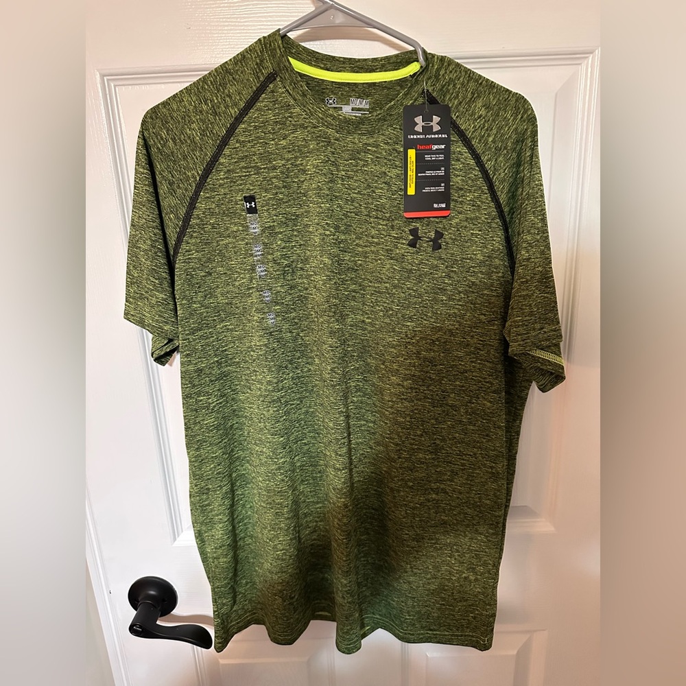NWT Under Armor Green Heatgear - Short-sleeve - Medium